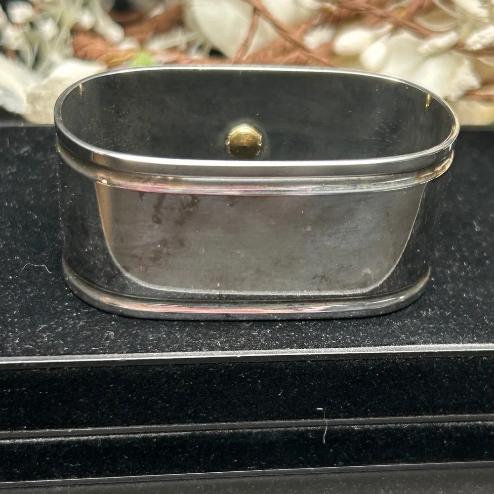 Vintage‎ Silver and Gold Tone Bow Napkin Ring Oval Two Tone Table Decor